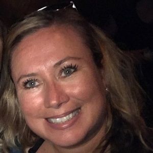 Meet your Posher, Lia